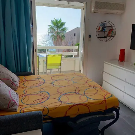 Domaine De La Coudouliere, Vue Mer, Plage, Piscine Et Parc Appartement *