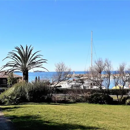 Appartement Domaine De La Coudouliere, Vue Mer, Plage, Piscine Et Parc
